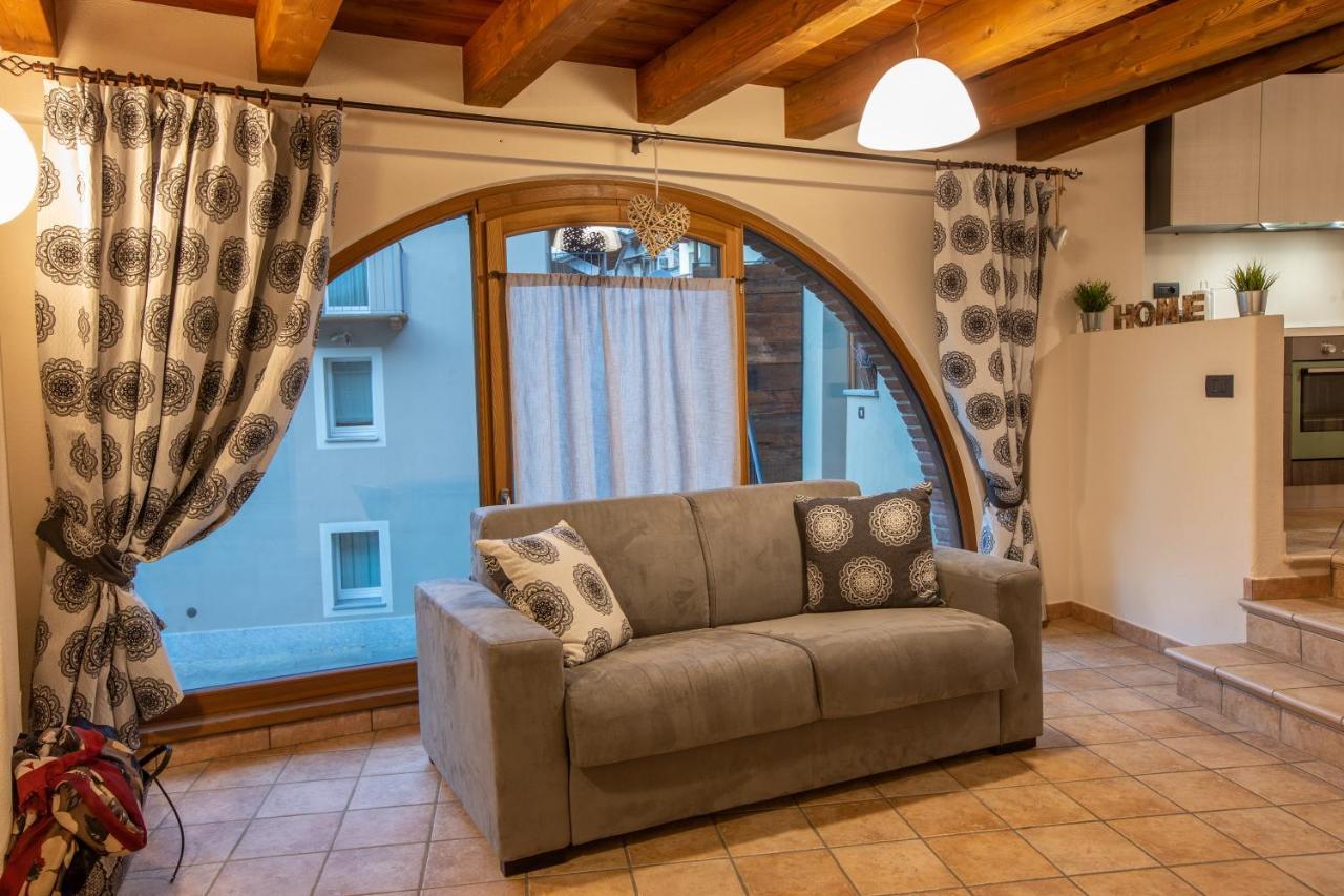 L'Atelier Du Temps - Les Greniers Appartements Aosta Dış mekan fotoğraf
