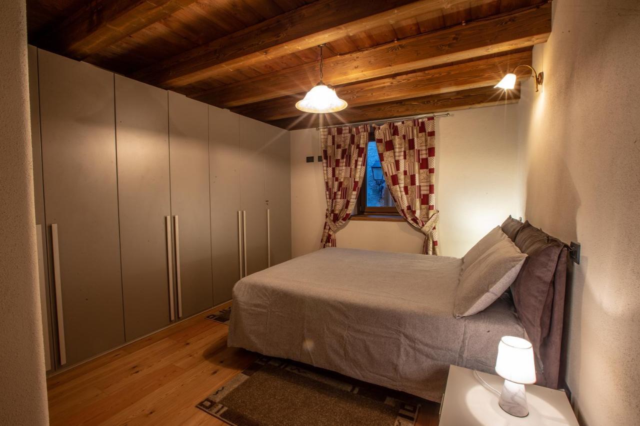 L'Atelier Du Temps - Les Greniers Appartements Aosta Dış mekan fotoğraf