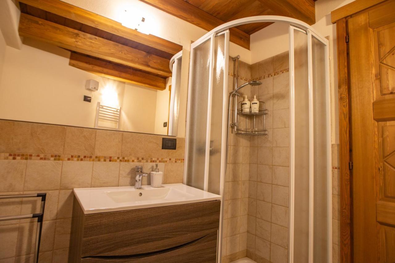 L'Atelier Du Temps - Les Greniers Appartements Aosta Dış mekan fotoğraf