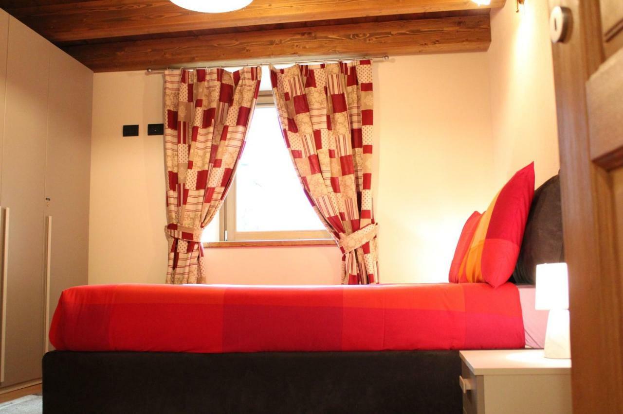 L'Atelier Du Temps - Les Greniers Appartements Aosta Dış mekan fotoğraf
